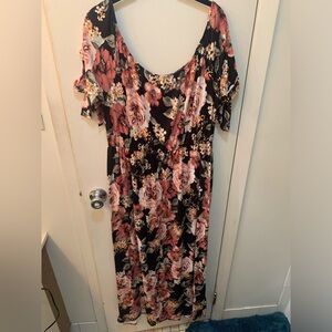 floor length floral dress- size 2x- only worn once